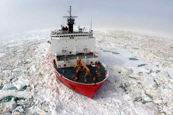 USCGC Healy in ice